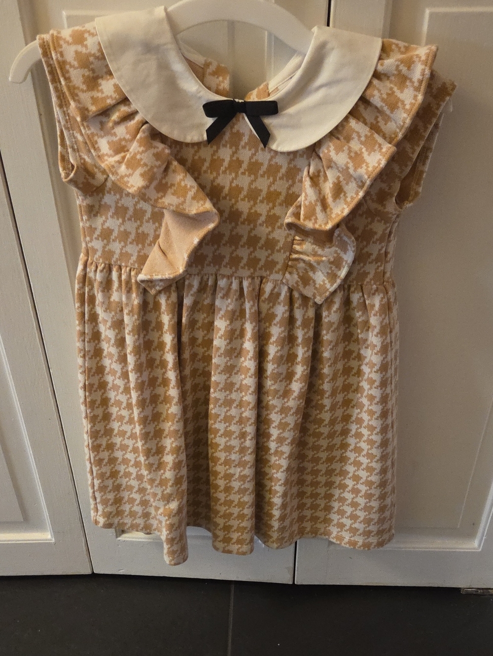 Janie and Jack Cream and Tan Houndstooth Dress with White Peter Pan Collar